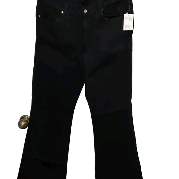 Venus The Aphrodite Fit Black Denim Stretch Boot Cut Jeans Womens 14 NWT 36x32 - Picture 1 of 4